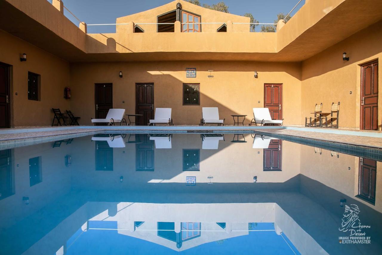 L'Homme Du Desert A Merzouga Exterior photo